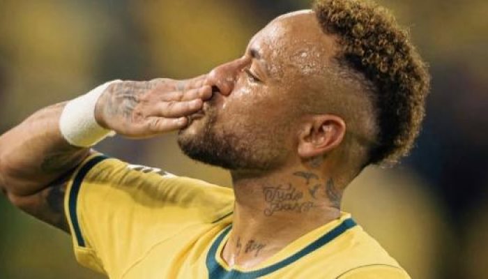 neymar-durante-escocia-x-brasil-em-jogo-pela-copa-do-mundo-1782359645181_v2_615x300.jpg