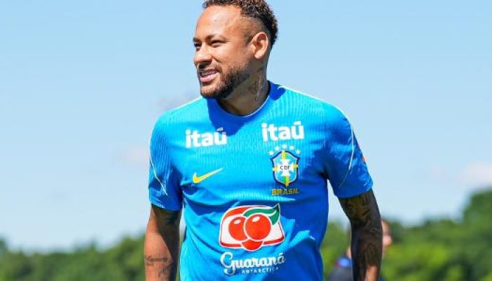 neymar-em-acao-durante-treino-da-selecao-brasileira-nos-estados-unidos-para-a-copa-do-mundo-17822205.jpeg