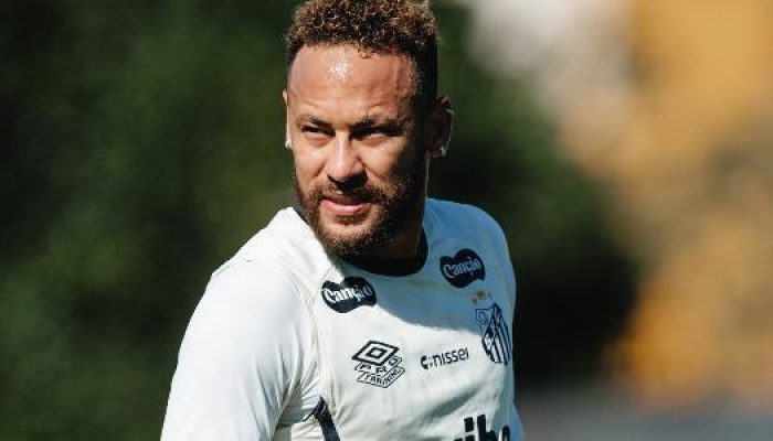 neymar-em-treinamento-do-santos-apos-retornar-da-copa-1784389457780_v2_615x300.jpg