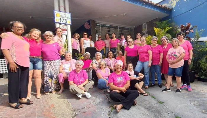 outubro-rosa-jundiai-fios-encantados-compressed.webp