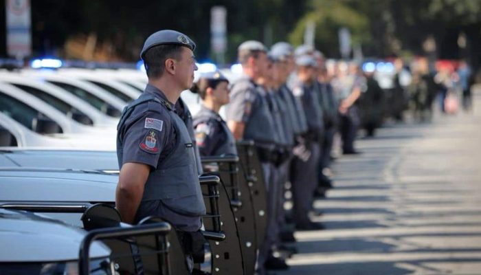 policiais.jpg