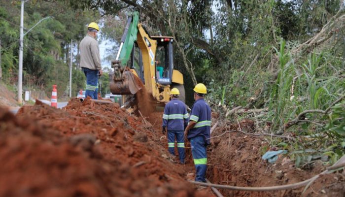 rede-de-agua-jose-mezzalira-ivoturucaia-840x560-1.jpg