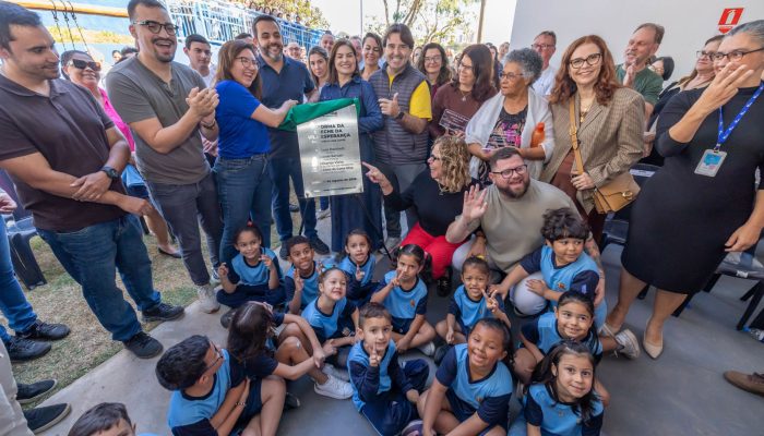 reinaguracao_creche_adail_lenhaioli_vila_esperanca_d-78.jpeg