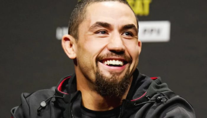robert-whittaker-ufc-298-media-day-1000x600.jpg
