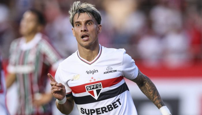sao-paulo-v-fluminense-brasileirao-2025-scaled-e1765841883449-1024x677.jpg