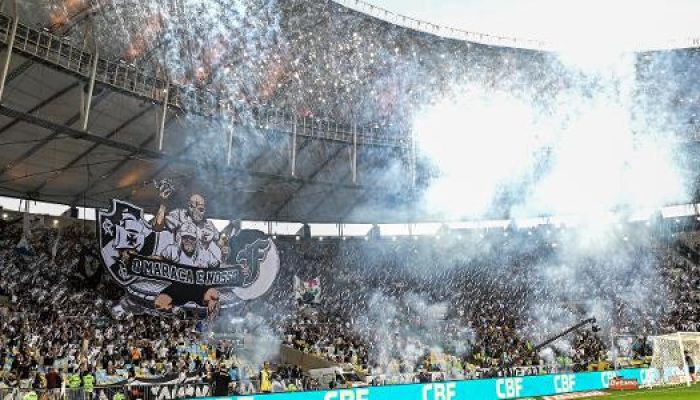 torcida-do-vasco-no-maracana-para-o-jogo-contra-o-fluminense-1785617043985_v2_615x300.jpg