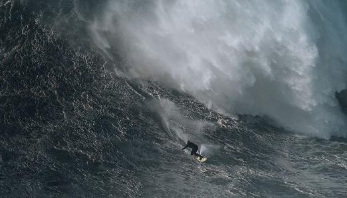 will-santana-e-uma-das-referencias-no-surfe-de-ondas-gigantes-1785273213911_v2_615x300.jpg
